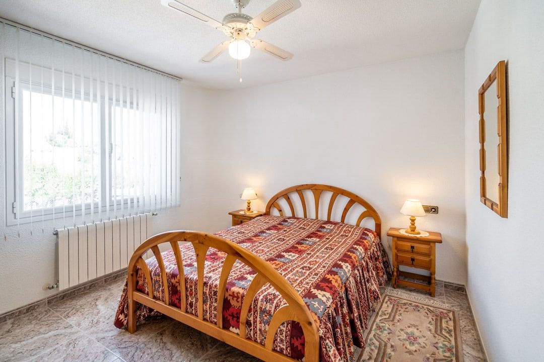 6 soveværelse Villa til salg i La Nucia med swimmingpool garage - € 680.000 (Ref: 8174004)