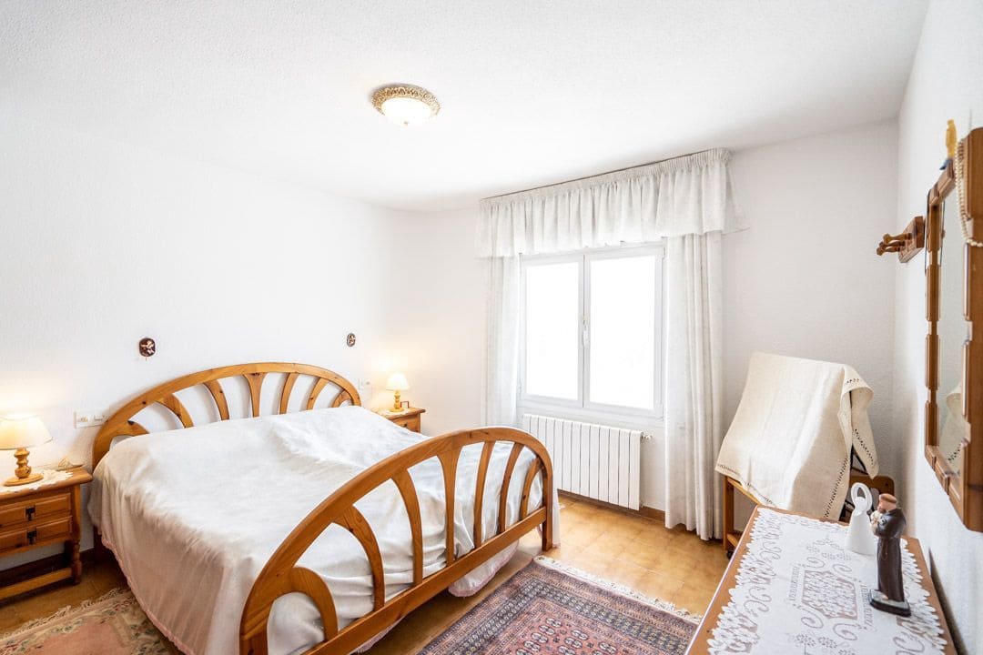 6 soveværelse Villa til salg i La Nucia med swimmingpool garage - € 680.000 (Ref: 8174004)