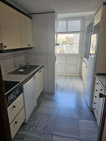 3 soveværelse Lejlighed til salg i Playa Levante, Benidorm med garage - € 525.000 (Ref: 8204754)