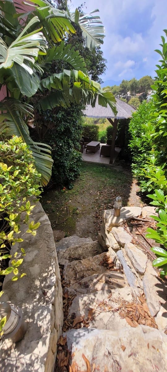 3 Zimmer Villa zu verkaufen in Altea mit Pool Garage - 790.000 € (Ref: 8312996)