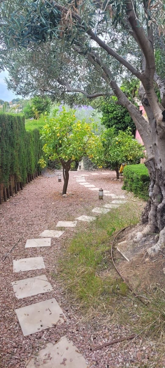 3 Zimmer Villa zu verkaufen in Altea mit Pool Garage - 790.000 € (Ref: 8312996)