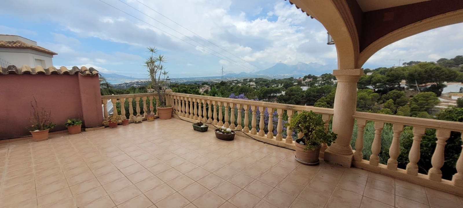 3 Zimmer Villa zu verkaufen in Altea mit Pool Garage - 790.000 € (Ref: 8312996)