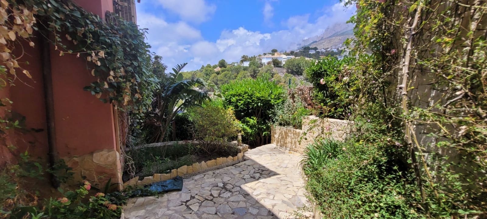 3 Zimmer Villa zu verkaufen in Altea mit Pool Garage - 790.000 € (Ref: 8312996)