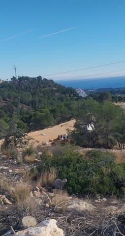 Ubebygd land til salgs i La Nucia - € 175 000 (Ref: 8461498)