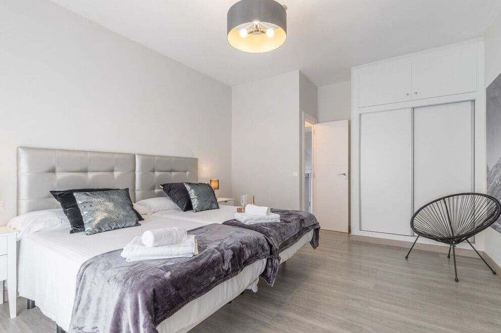 5 bedroom Villa for sale in Callosa d'En Sarria with pool garage - € 1,200,000 (Ref: 8514108)