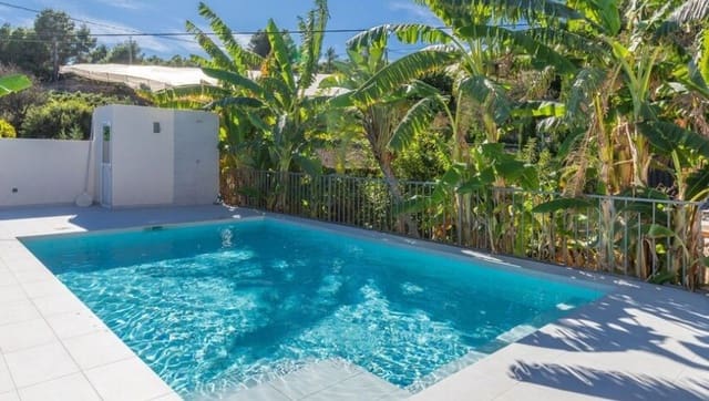 5 soverom Villa til salgs i Callosa d'En Sarrià med svømmebasseng garasje - € 1 200 000 (Ref: 8514108)