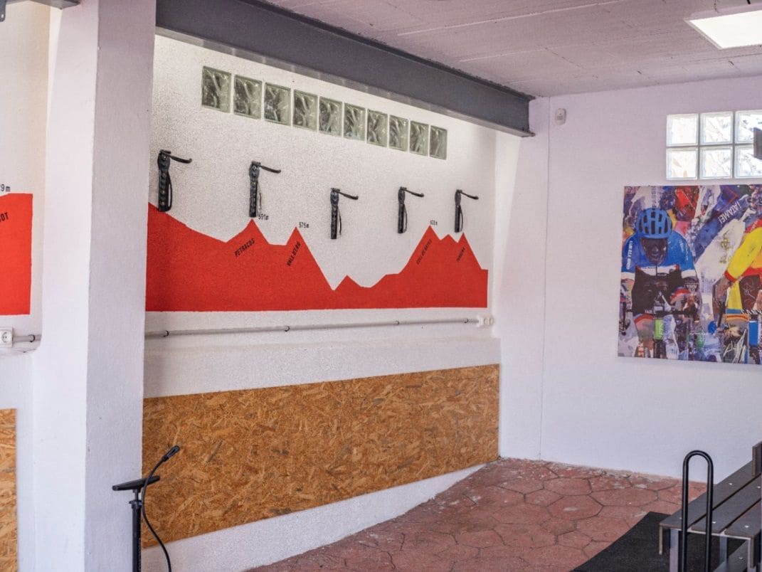 5 bedroom Villa for sale in Callosa d'En Sarria with pool garage - € 1,200,000 (Ref: 8514108)