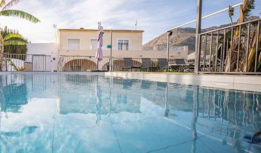 5 bedroom Villa for sale in Callosa d'En Sarria with pool garage - € 1,200,000 (Ref: 8514108)