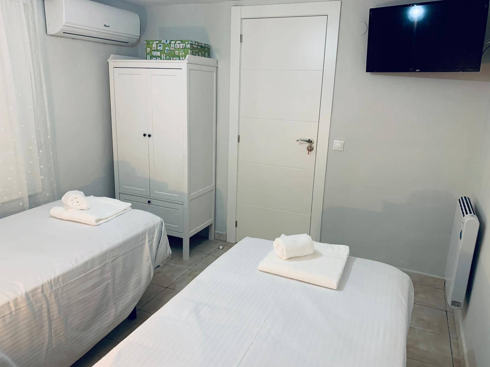 5 bedroom Villa for sale in Callosa d'En Sarria with pool garage - € 1,200,000 (Ref: 8514108)