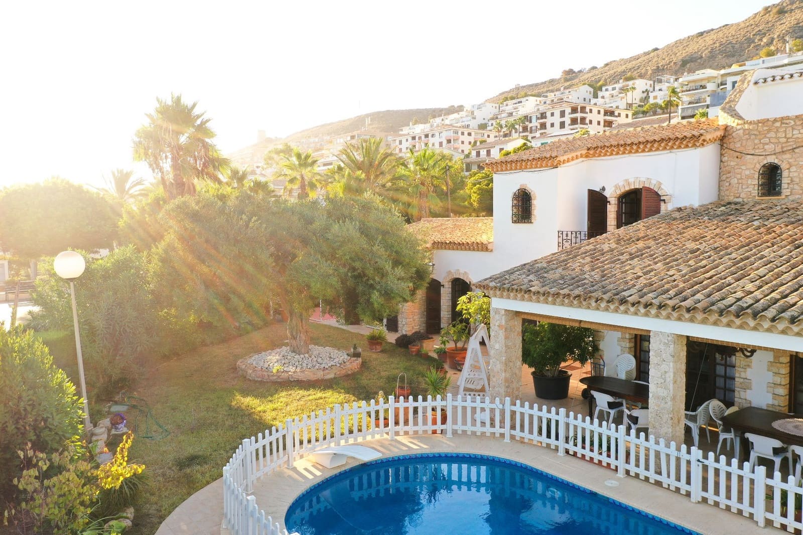 5 sypialnia Willa na sprzedaż w Santa Pola z basenem garażem - 3 500 000 € (Ref: 8624557)