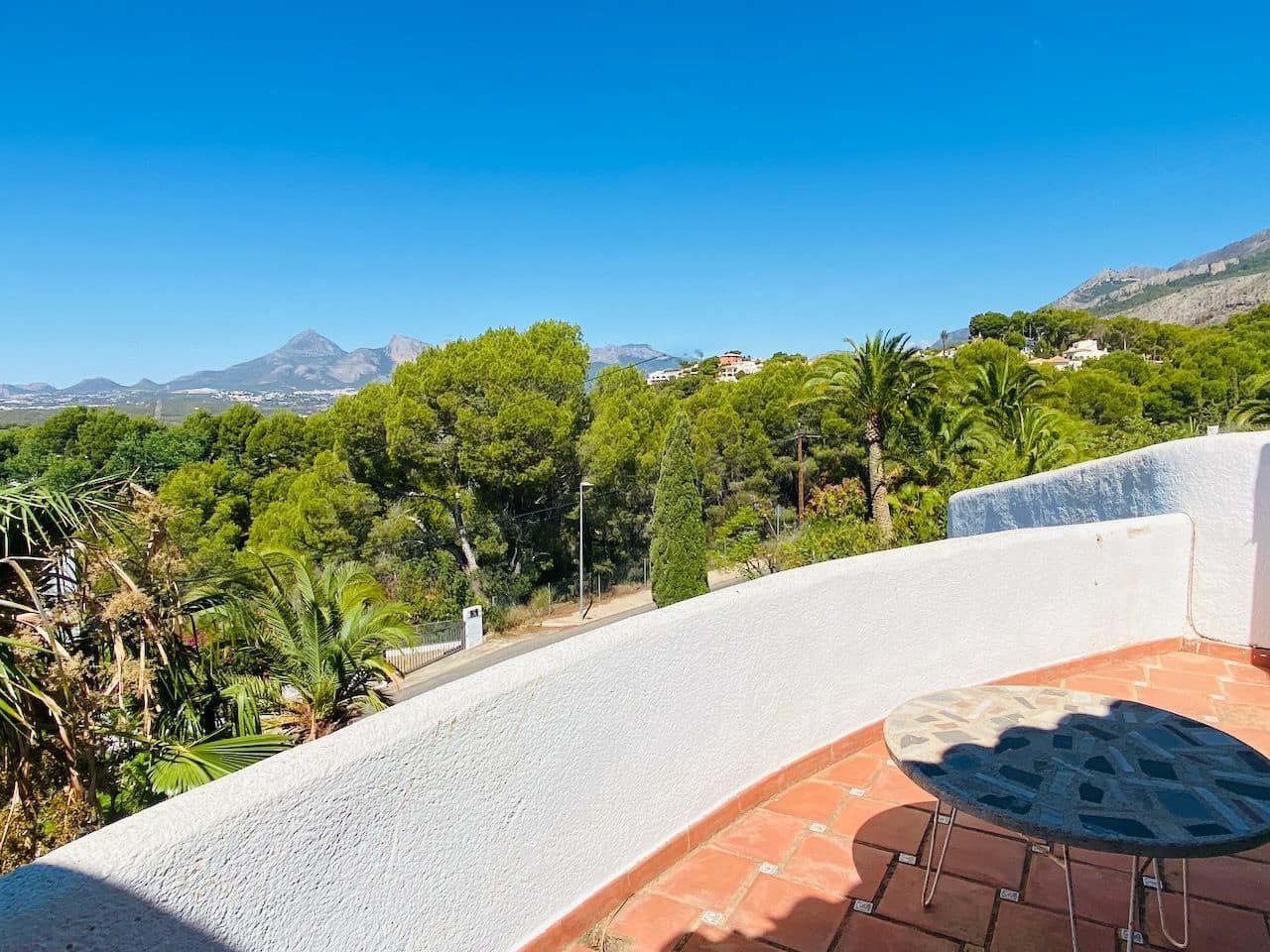 4 soverom Villa til salgs i Altea la Vella med svømmebasseng garasje - € 1 100 000 (Ref: 8956595)
