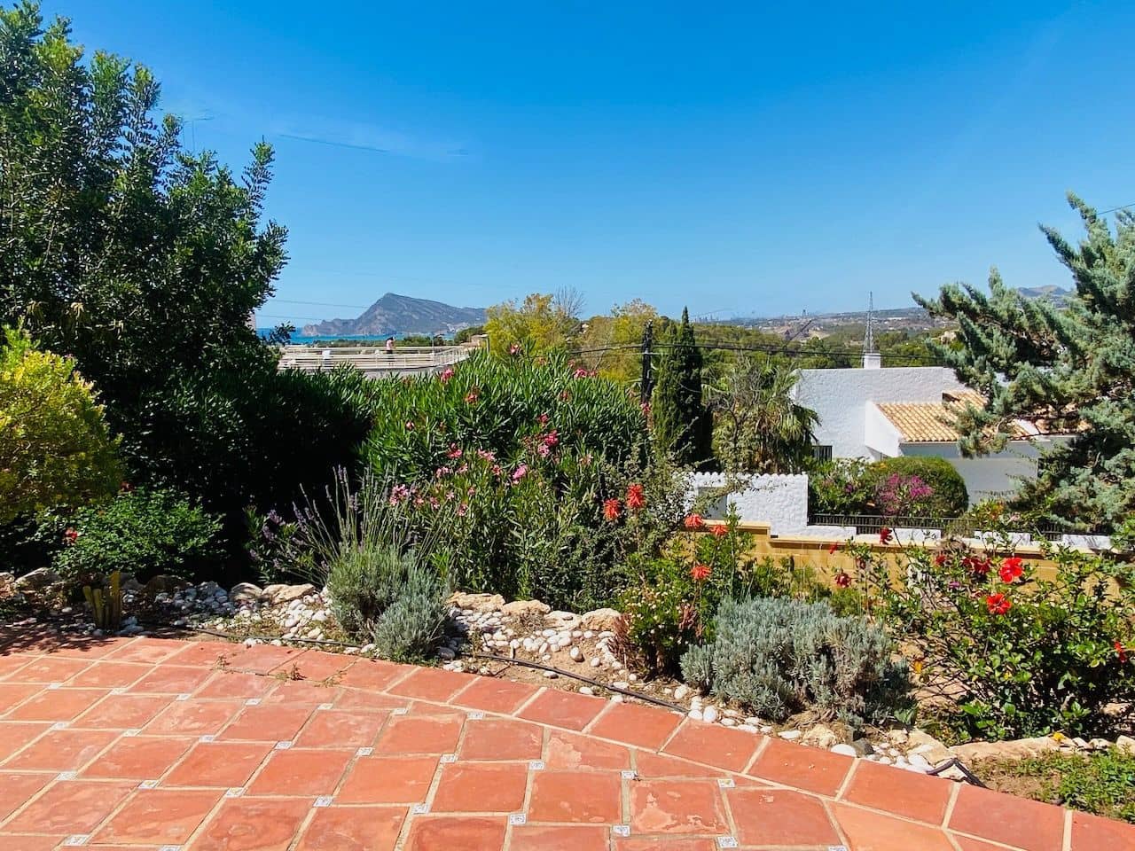 4 soverom Villa til salgs i Altea la Vella med svømmebasseng garasje - € 1 100 000 (Ref: 8956595)