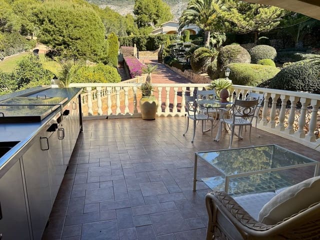 4 soverom Villa til salgs i Altea la Vella, Altea med svømmebasseng garasje - € 1 295 000 (Ref: 8956596)