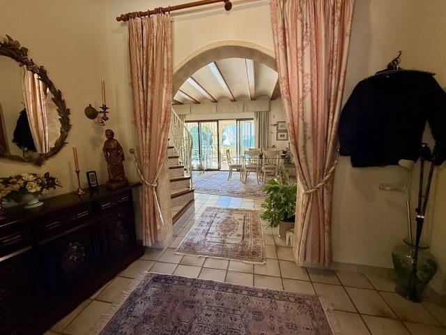 4 soverom Villa til salgs i Altea la Vella, Altea med svømmebasseng garasje - € 1 295 000 (Ref: 8956596)