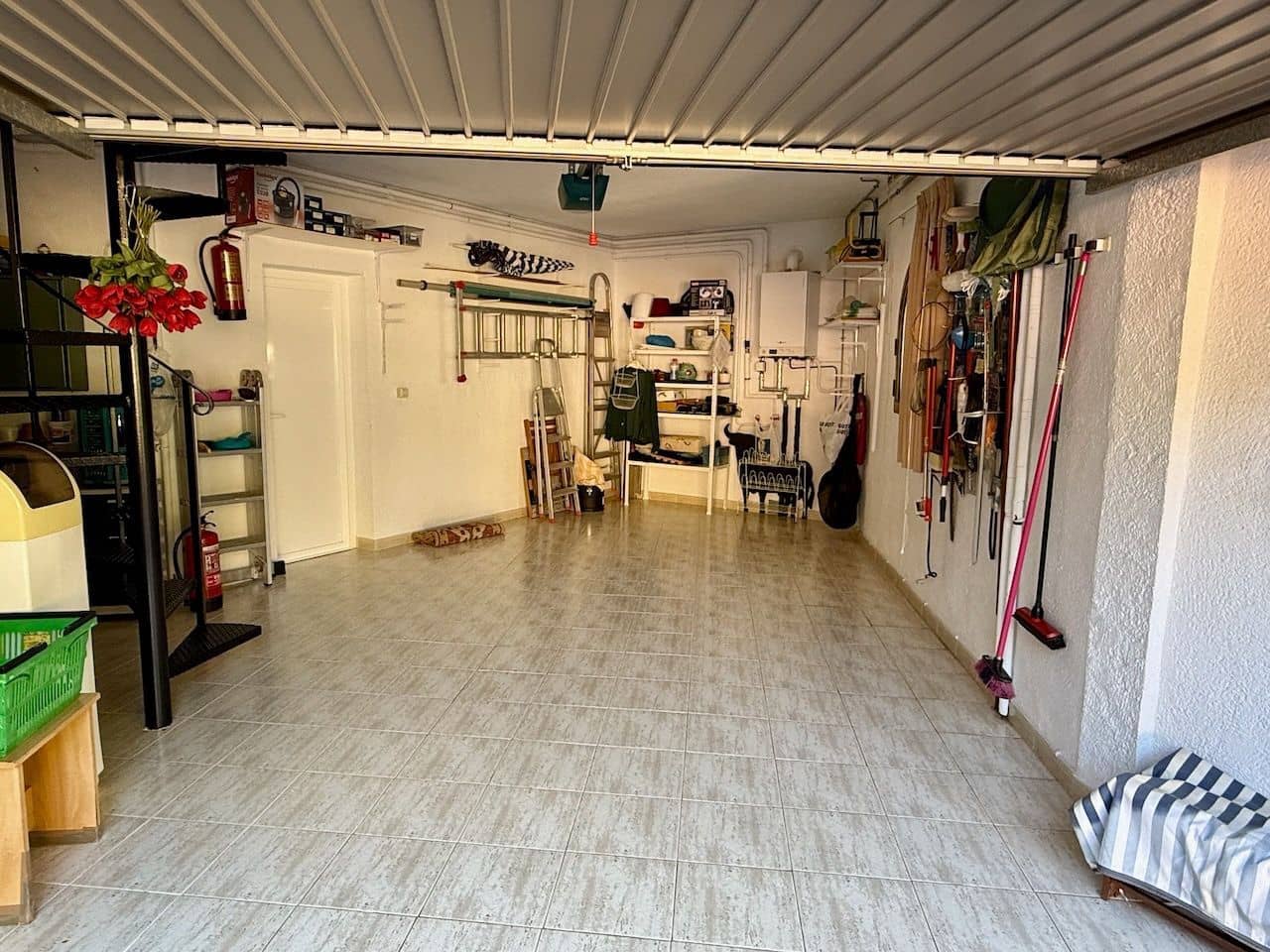 4 bedroom Villa for sale in Altea la Vella with pool garage - € 1,295,000 (Ref: 8956596)