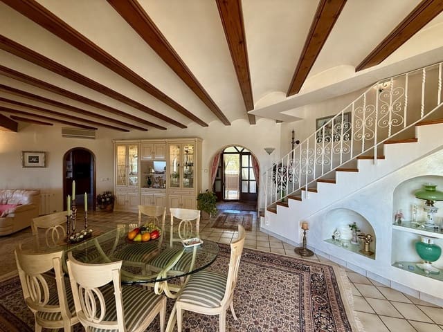 4 soverom Villa til salgs i Altea la Vella, Altea med svømmebasseng garasje - € 1 295 000 (Ref: 8956596)