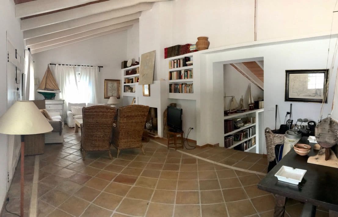 8 bedroom Villa for sale in Altea with pool garage - € 3,200,000 (Ref: 8956597)