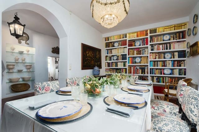 8 Zimmer Villa zu verkaufen in Altea mit Pool Garage - 3.200.000 € (Ref: 8956597)