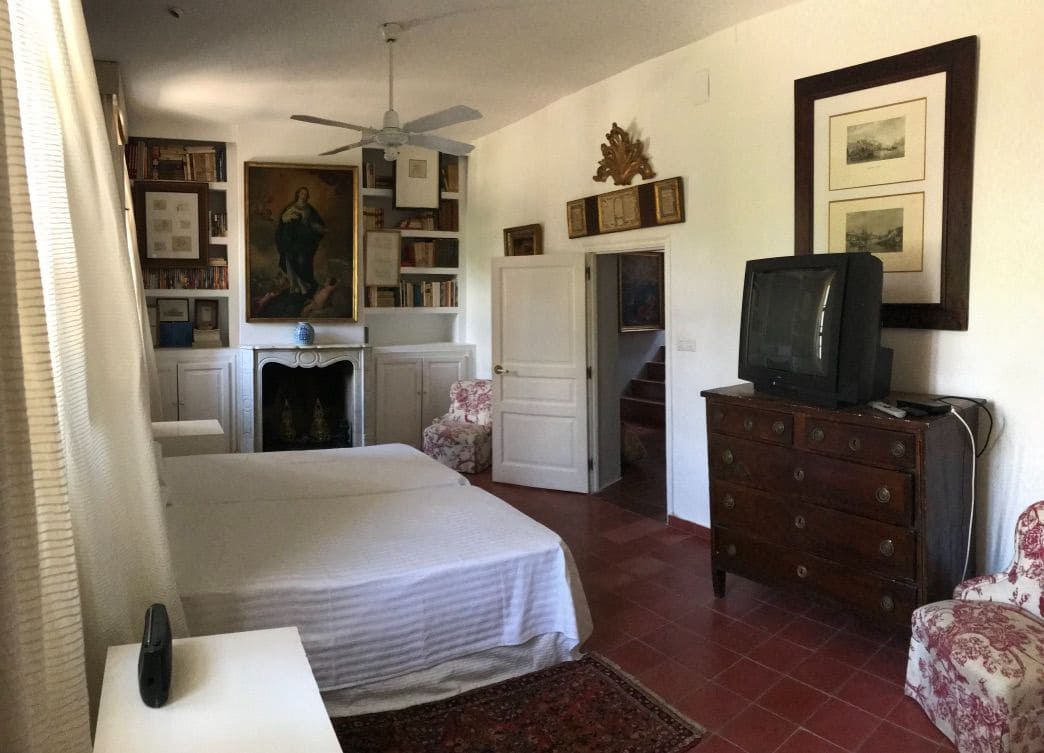 8 bedroom Villa for sale in Altea with pool garage - € 3,200,000 (Ref: 8956597)