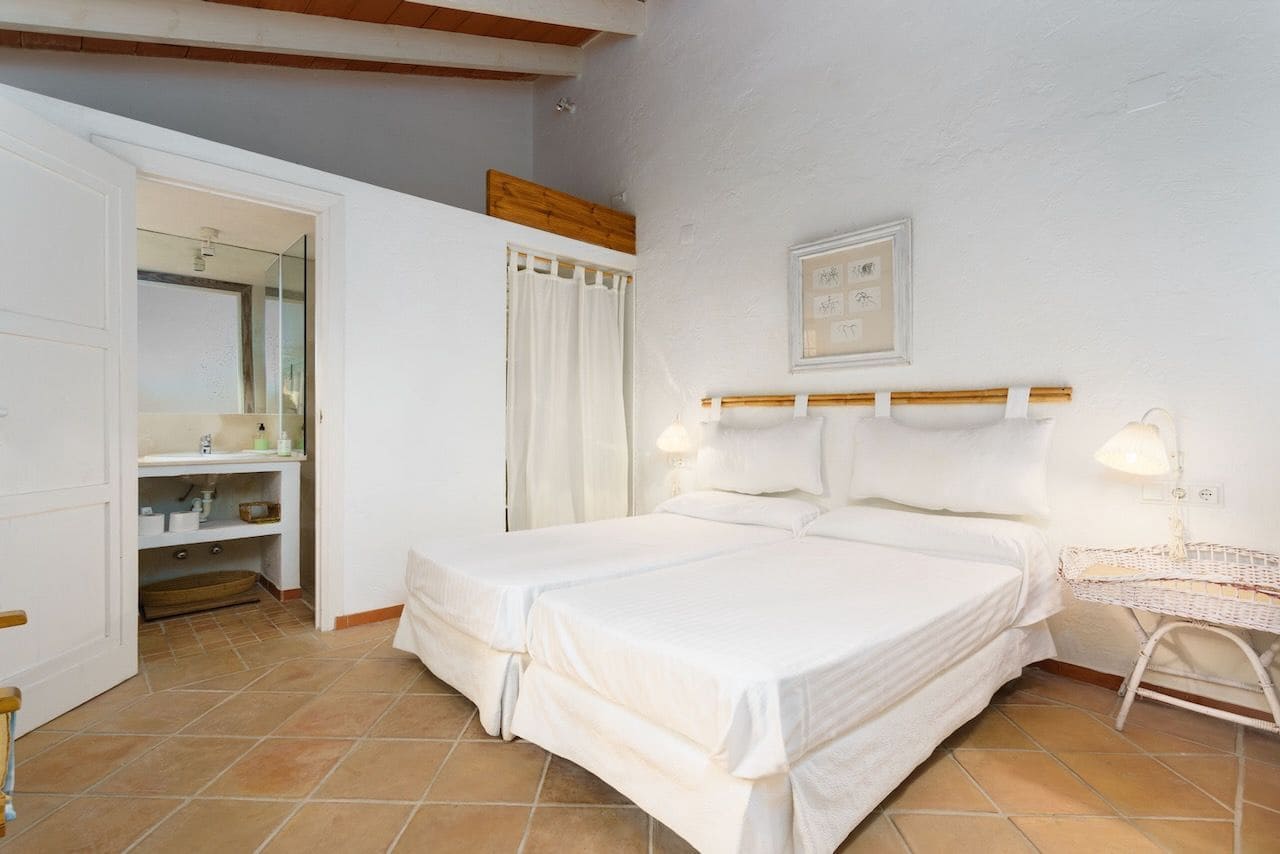 8 bedroom Villa for sale in Altea with pool garage - € 3,200,000 (Ref: 8956597)