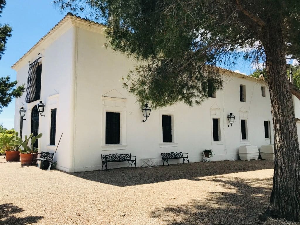 8 bedroom Villa for sale in Altea with pool garage - € 3,200,000 (Ref: 8956597)