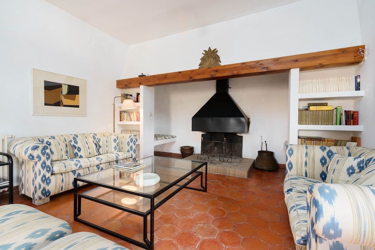 8 bedroom Villa for sale in Altea with pool garage - € 3,200,000 (Ref: 8956597)