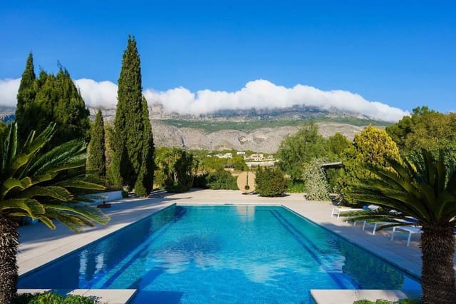 8 Zimmer Villa zu verkaufen in Altea mit Pool Garage - 3.200.000 € (Ref: 8956597)