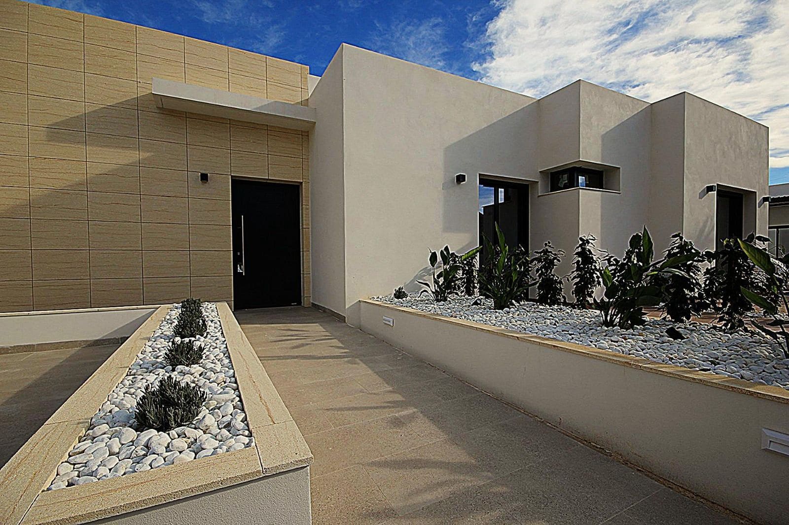 3 bedroom Villa for sale in Polop with pool garage - € 495,000 (Ref: 9129448)