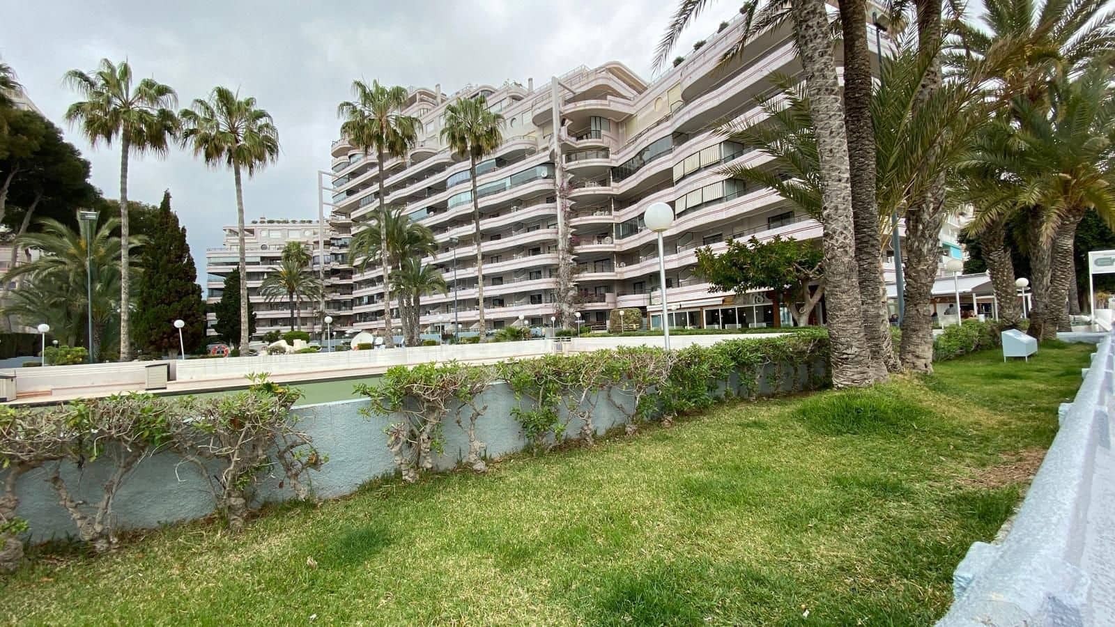 2 quarto Apartamento para venda em Calpe / Calp com piscina - 395 000 € (Ref: 9130258)