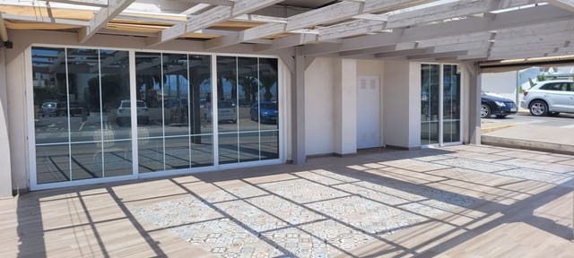 Commercial for sale in Altea - € 695,000 (Ref: 9143397)