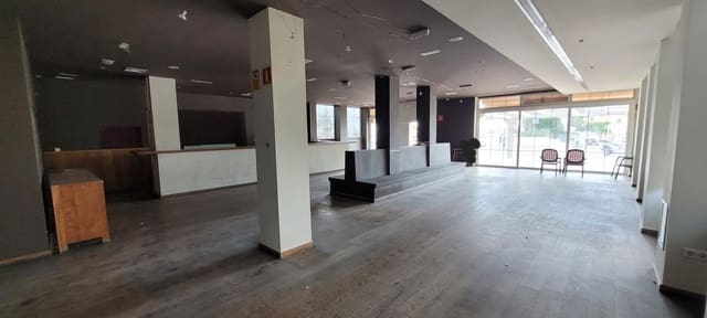 Commercial for sale in Altea - € 695,000 (Ref: 9143397)