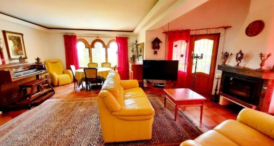 7 Zimmer Villa zu verkaufen in Benissa mit Pool Garage - 949.000 € (Ref: 9169293)