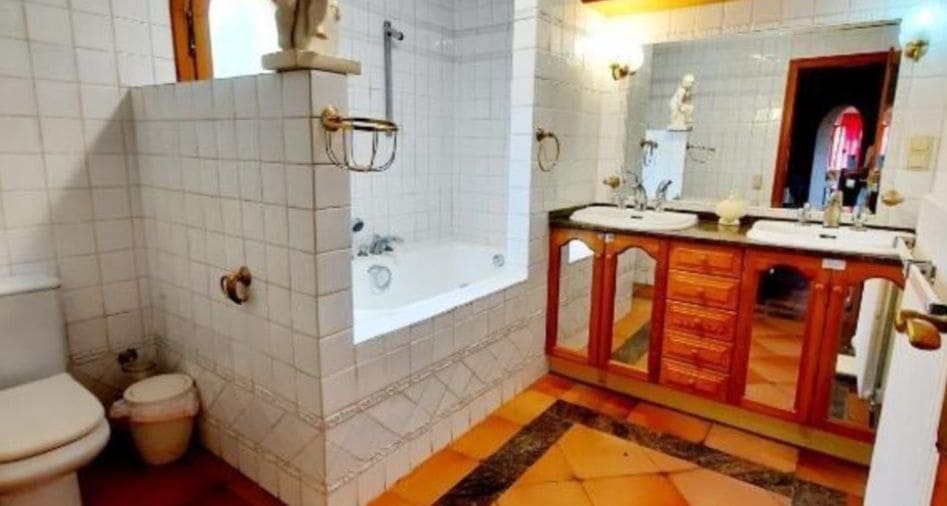 7 Zimmer Villa zu verkaufen in Benissa mit Pool Garage - 949.000 € (Ref: 9169293)