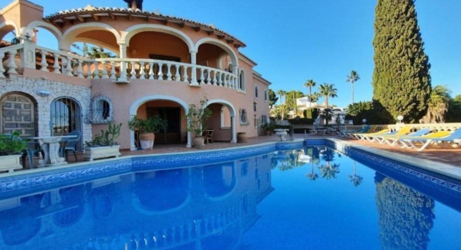 7 Zimmer Villa zu verkaufen in Benissa mit Pool Garage - 949.000 € (Ref: 9169293)