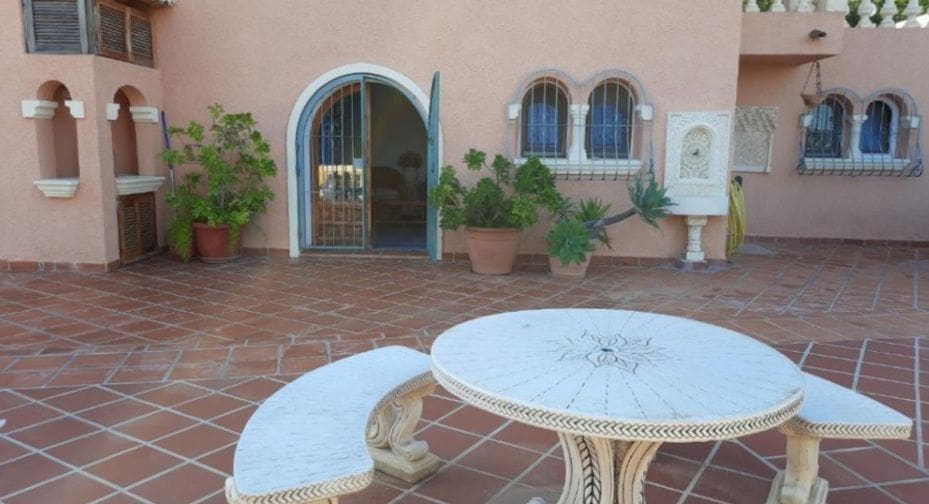 7 Zimmer Villa zu verkaufen in Benissa mit Pool Garage - 949.000 € (Ref: 9169293)