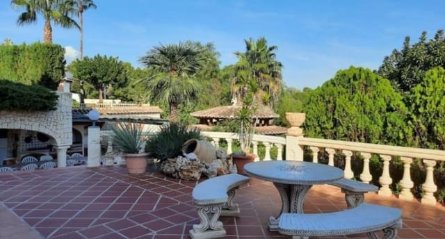 7 Zimmer Villa zu verkaufen in Benissa mit Pool Garage - 949.000 € (Ref: 9169293)