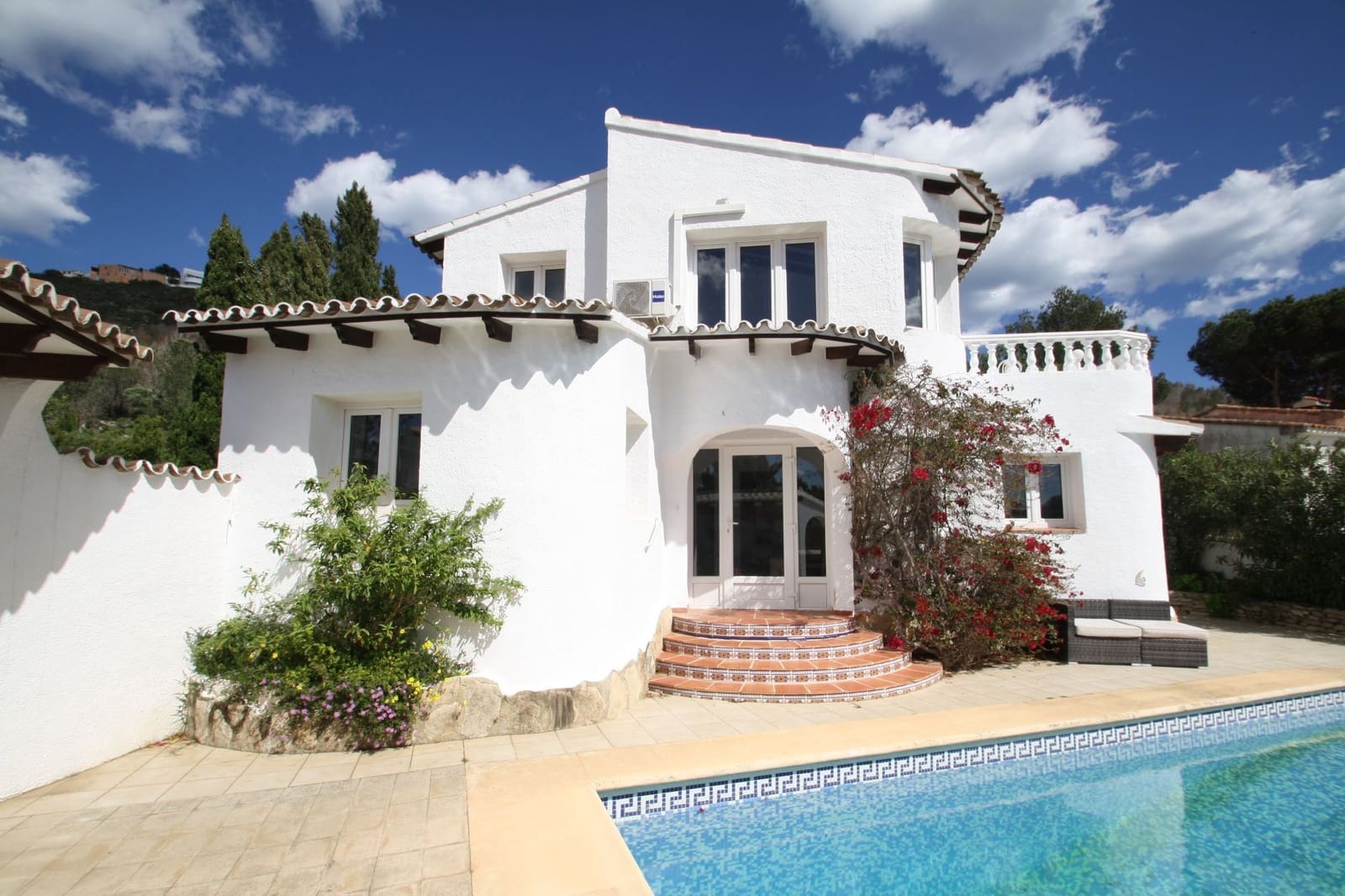 3 soverom Villa til salgs i Moraira med svømmebasseng garasje - € 565 000 (Ref: 9180774)