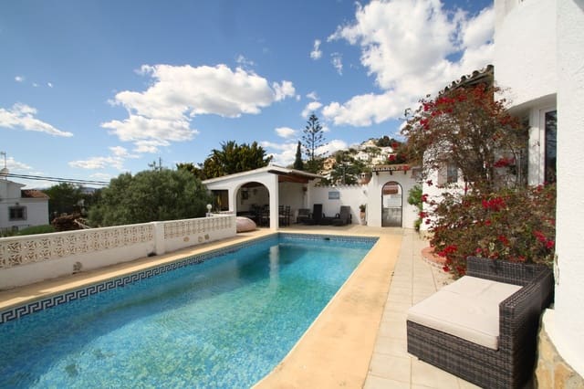 3 soverom Villa til salgs i Moraira, Teulada-Moraira med svømmebasseng garasje - € 565 000 (Ref: 9180774)