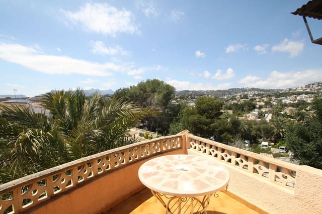 4 Zimmer Villa zu verkaufen in Benissa mit Pool Garage - 619.000 € (Ref: 9180775)