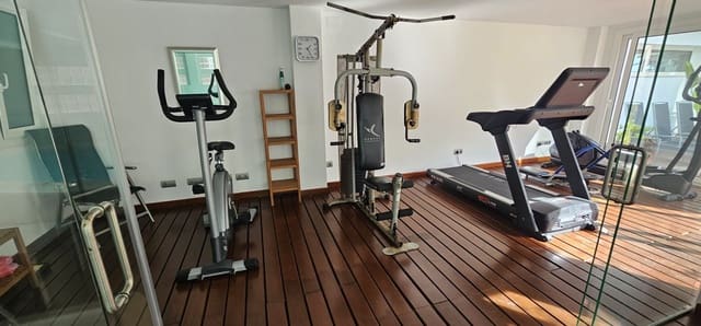 5 bedroom Townhouse for sale in Altea with pool garage - € 1,500,000 (Ref: 9200252)