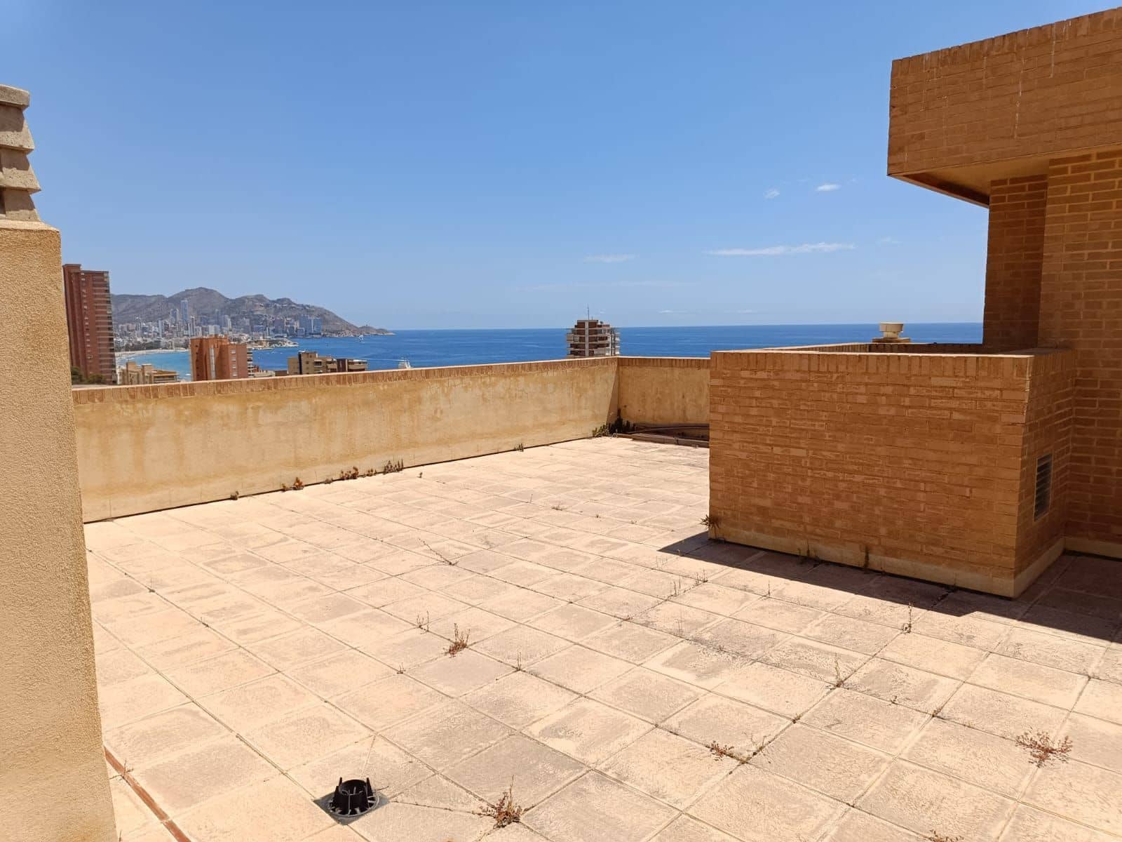 3 soverom Penthouse til salgs i Benidorm med svømmebasseng garasje - € 995 000 (Ref: 9348939)