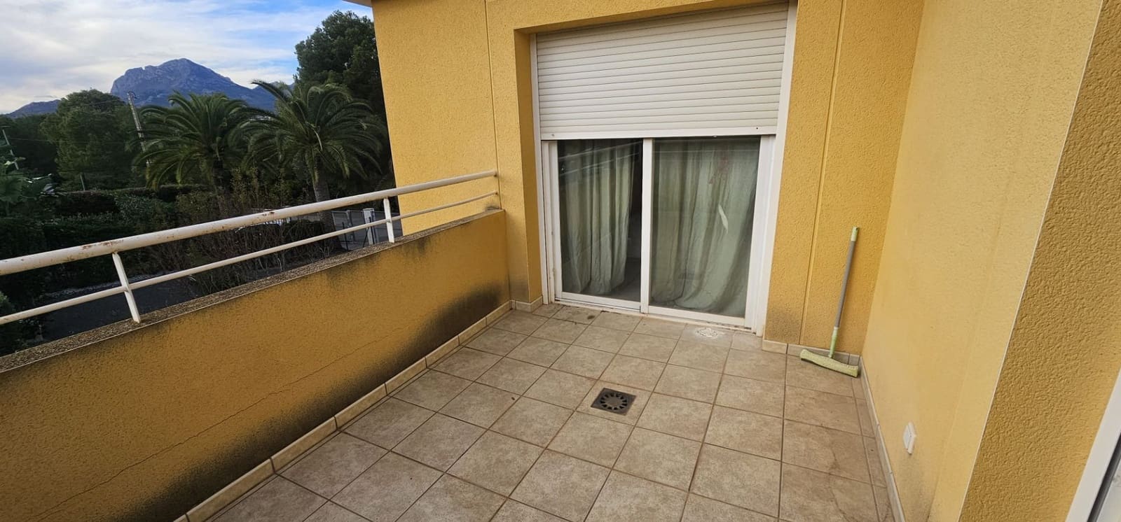 4 bedroom Villa for sale in Albir with pool garage - € 650,000 (Ref: 9418803)