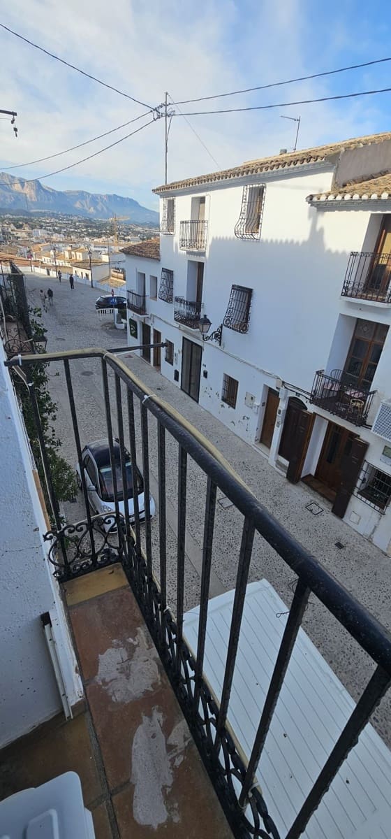4 bedroom Townhouse for sale in Altea - € 550,000 (Ref: 9445746)