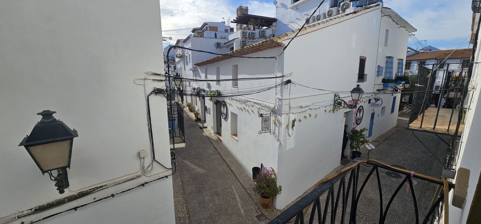 4 bedroom Townhouse for sale in Altea - € 550,000 (Ref: 9445746)