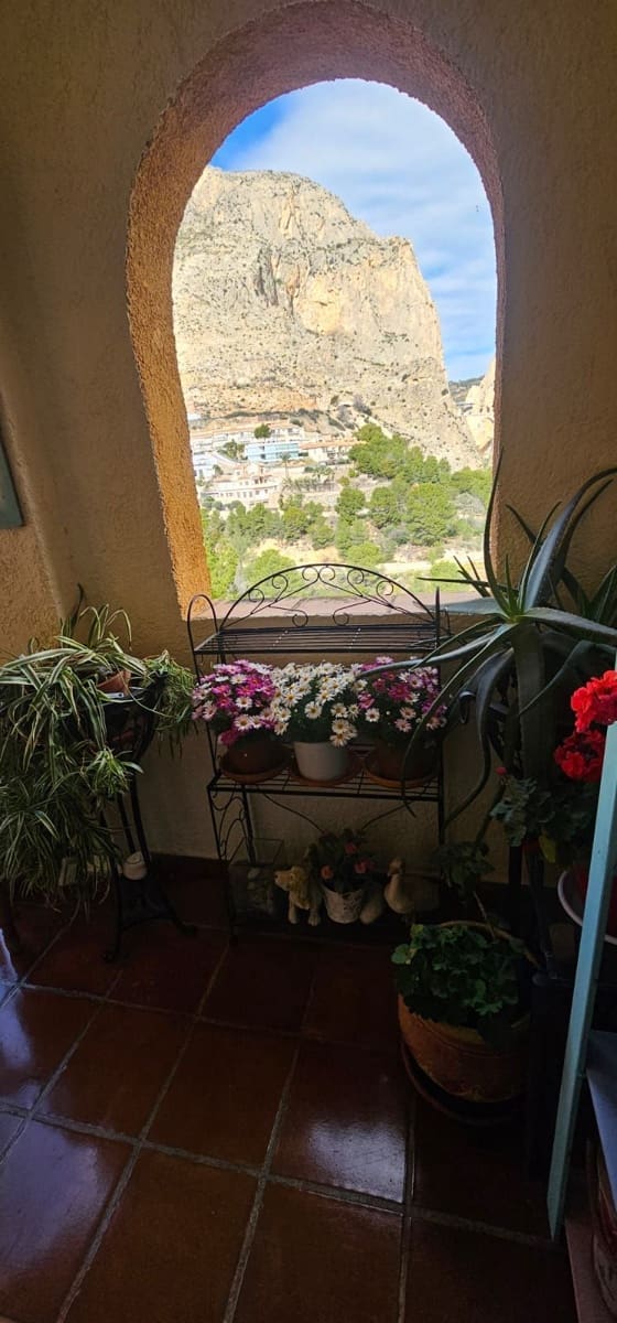 Apartamento de 2 habitaciones en Altea en venta con piscina - 249.000 € (Ref: 9554507)