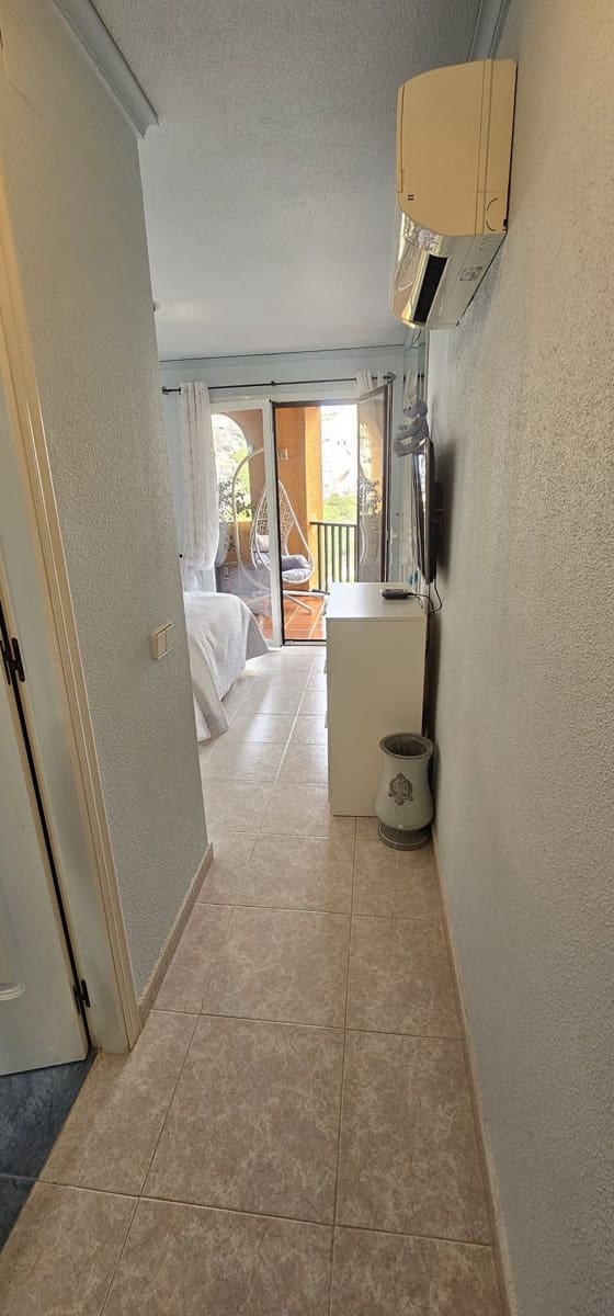 Apartamento de 2 habitaciones en Altea en venta con piscina - 249.000 € (Ref: 9554507)
