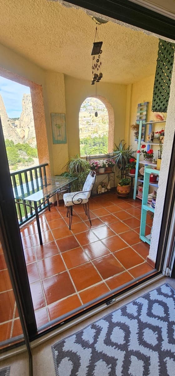 Apartamento de 2 habitaciones en Altea en venta con piscina - 249.000 € (Ref: 9554507)