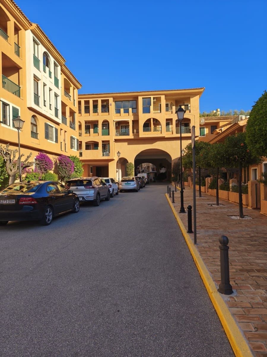 Apartamento de 2 habitaciones en Altea en venta con piscina - 249.000 € (Ref: 9554507)