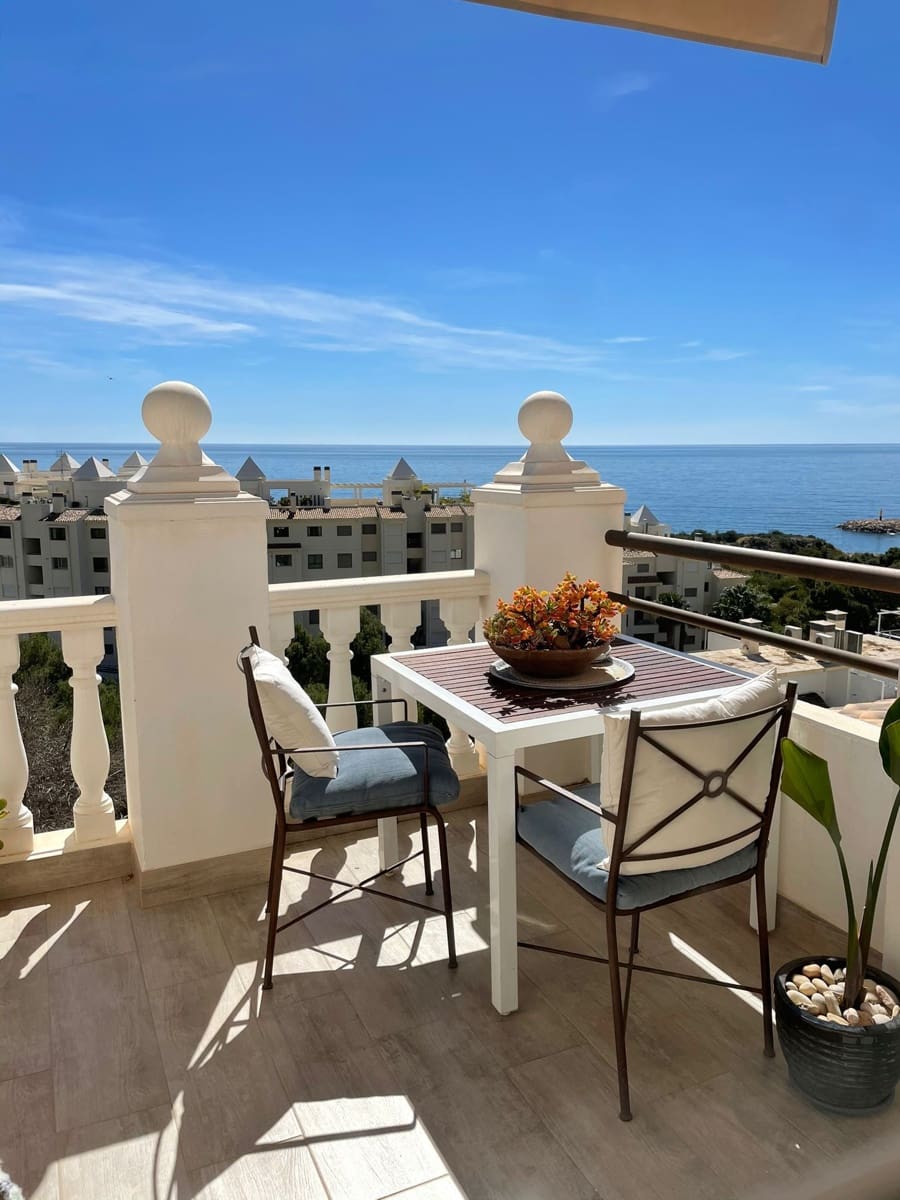 2 quarto Penthouse para venda em Altea com piscina garagem - 340 000 € (Ref: 9560851)