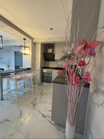 2 makuuhuone Asunto myytävänä paikassa Valencia kaupunki - 515 000 € (Ref: 9647546)